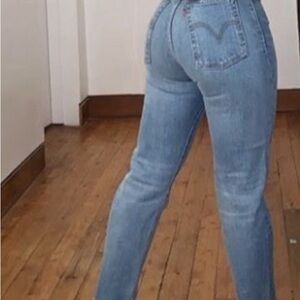Levi's Light Blue Straight Leg Women's Jeans